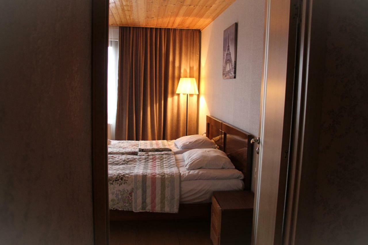 Hotel Sakhli Laghamshi à Mestia Extérieur photo
